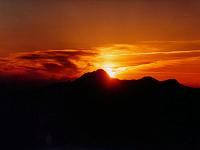 DieSonne 21  Sonnenaufgang in 3.500 Meter Seeh&ouml;he am Mittelalalin, Saas-Fee, Schweiz 1997.